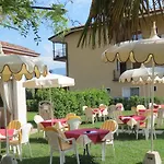 La Quiete Park Манерба-дель-Гарда